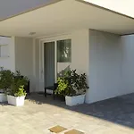 Jesolo Appartamenti F2 - Coral Red