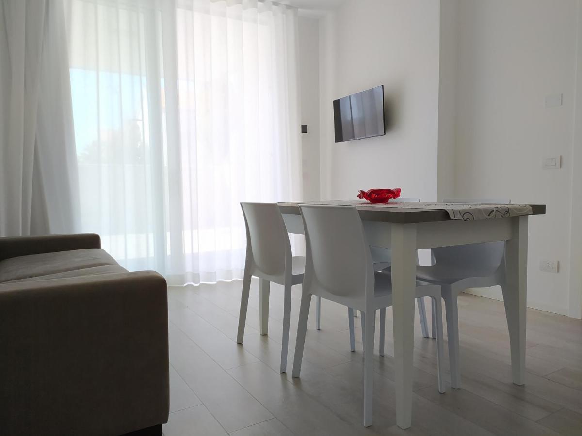Appartamento F2 - Coral Red *